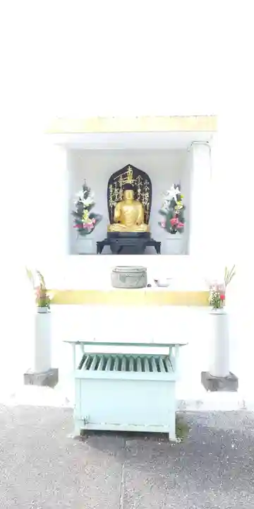 福井平和塔の仏像