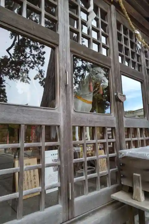 飛驒一宮水無神社の像