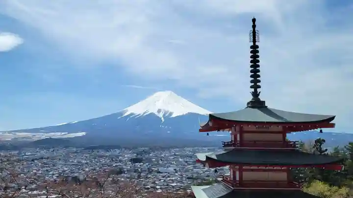 新倉富士浅間神社の景色