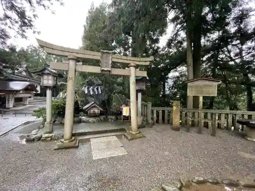 白山比咩神社(石川県)