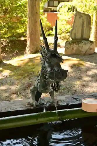 諏訪大社上社前宮(長野県)