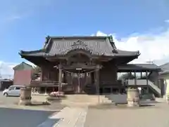 諏訪神社の本殿