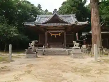 八幡宮の本殿・本堂