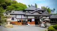 天正寺の{uncategorized: "未分類", other: "その他", undefined: "問題あり", building: "その他建物", grave: "お墓", sacred_gate: "鳥居", guardian: "狛犬", statue: "像", buddha: "仏像", history: "歴史", nature: "自然", garden: "庭園", animal: "動物", pagoda: "塔", temizu: "手水舎", mountain_gate: "山門・神門", sanctuary: "本殿・本堂", subordinate: "末社・摂社", art: "芸術", scenery: "景色", jizo: "地蔵", ema: "絵馬", goshuin: "御朱印", omikuji: "おみくじ", items: "授与品その他", amulet: "お守り", goshuincho: "御朱印帳", eats: "食事", festival: "お祭り", votive_dance: "神楽", shichigosan: "七五三参", wedding: "結婚式", experience: "体験その他", initially: "初詣", around: "周辺", anti_infection: "感染症対策"}