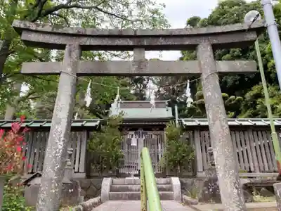 片瀬諏訪神社の本殿・本堂