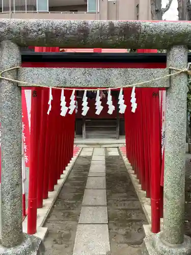 鐘塚稲荷神社の鳥居