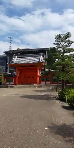蓮華王院（三十三間堂）の山門・神門