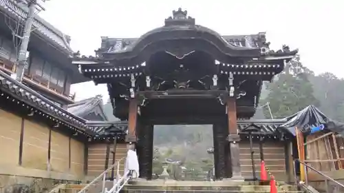 佛光寺本廟の山門・神門