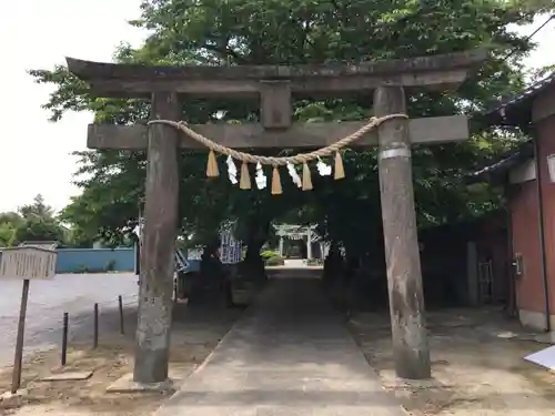 前玉神社の鳥居