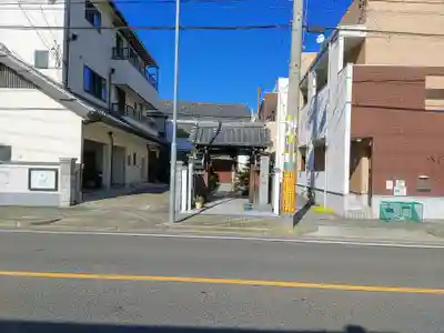 誠願寺の山門・神門