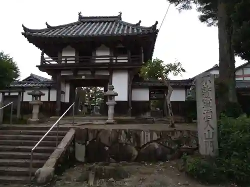 地安寺の山門・神門