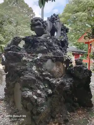 前原御嶽神社の狛犬