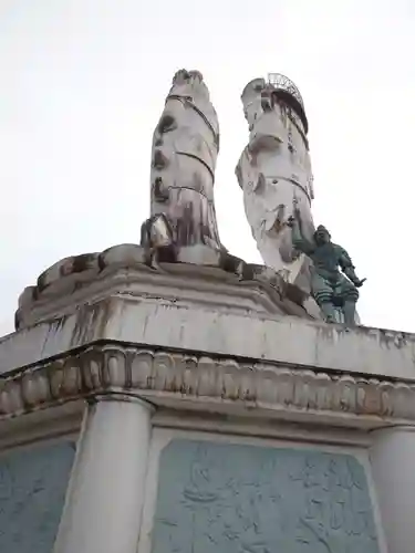 鳥居観音(埼玉県)