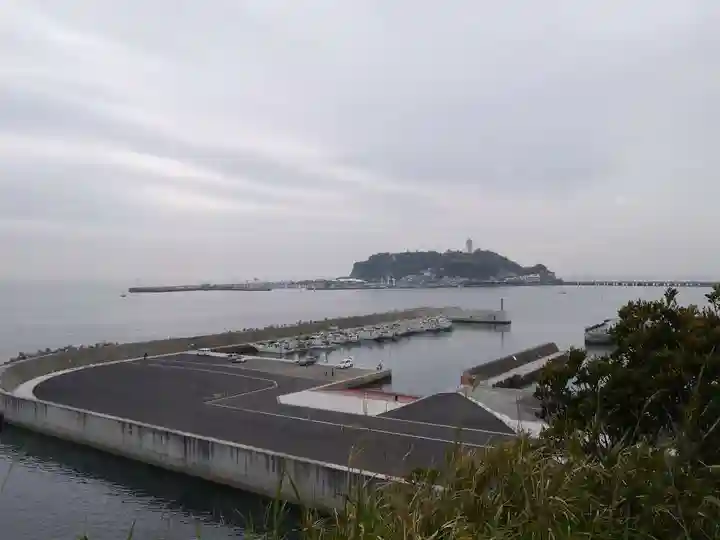 小動神社の景色