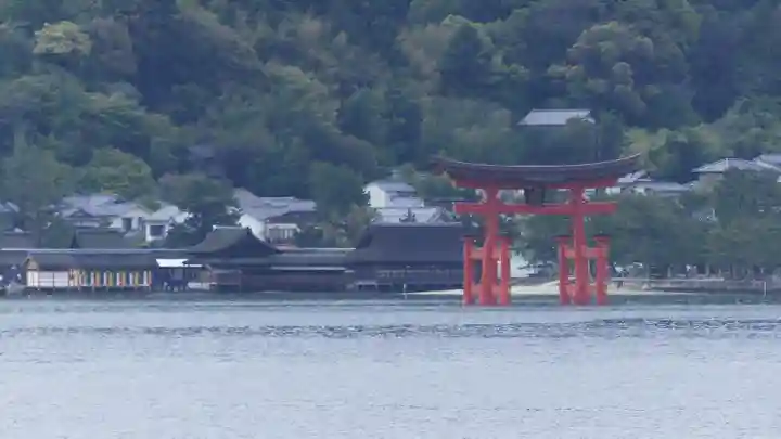 厳島神社(広島県)