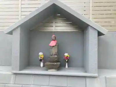 薬王寺の{uncategorized: "未分類", other: "その他", undefined: "問題あり", building: "その他建物", grave: "お墓", sacred_gate: "鳥居", guardian: "狛犬", statue: "像", buddha: "仏像", history: "歴史", nature: "自然", garden: "庭園", animal: "動物", pagoda: "塔", temizu: "手水舎", mountain_gate: "山門・神門", sanctuary: "本殿・本堂", subordinate: "末社・摂社", art: "芸術", scenery: "景色", jizo: "地蔵", ema: "絵馬", goshuin: "御朱印", omikuji: "おみくじ", items: "授与品その他", amulet: "お守り", goshuincho: "御朱印帳", eats: "食事", festival: "お祭り", votive_dance: "神楽", shichigosan: "七五三参", wedding: "結婚式", experience: "体験その他", initially: "初詣", around: "周辺", anti_infection: "感染症対策"}