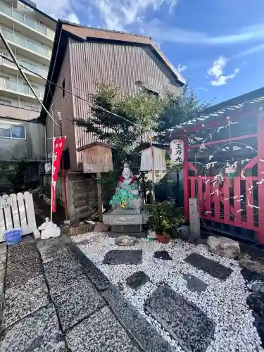 金札宮の{uncategorized: "未分類", other: "その他", undefined: "問題あり", building: "その他建物", grave: "お墓", sacred_gate: "鳥居", guardian: "狛犬", statue: "像", buddha: "仏像", history: "歴史", nature: "自然", garden: "庭園", animal: "動物", pagoda: "塔", temizu: "手水舎", mountain_gate: "山門・神門", sanctuary: "本殿・本堂", subordinate: "末社・摂社", art: "芸術", scenery: "景色", jizo: "地蔵", ema: "絵馬", goshuin: "御朱印", omikuji: "おみくじ", items: "授与品その他", amulet: "お守り", goshuincho: "御朱印帳", eats: "食事", festival: "お祭り", votive_dance: "神楽", shichigosan: "七五三参", wedding: "結婚式", experience: "体験その他", initially: "初詣", around: "周辺", anti_infection: "感染症対策"}