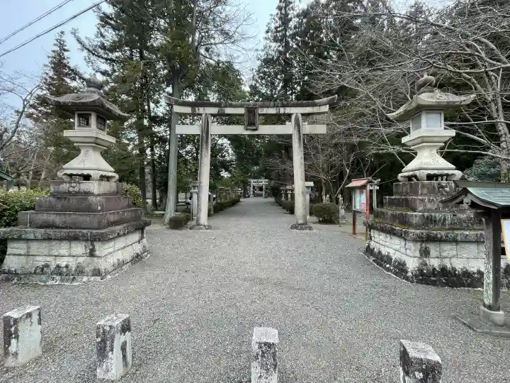 川田神社の{uncategorized: "未分類", other: "その他", undefined: "問題あり", building: "その他建物", grave: "お墓", sacred_gate: "鳥居", guardian: "狛犬", statue: "像", buddha: "仏像", history: "歴史", nature: "自然", garden: "庭園", animal: "動物", pagoda: "塔", temizu: "手水舎", mountain_gate: "山門・神門", sanctuary: "本殿・本堂", subordinate: "末社・摂社", art: "芸術", scenery: "景色", jizo: "地蔵", ema: "絵馬", goshuin: "御朱印", omikuji: "おみくじ", items: "授与品その他", amulet: "お守り", goshuincho: "御朱印帳", eats: "食事", festival: "お祭り", votive_dance: "神楽", shichigosan: "七五三参", wedding: "結婚式", experience: "体験その他", initially: "初詣", around: "周辺", anti_infection: "感染症対策"}