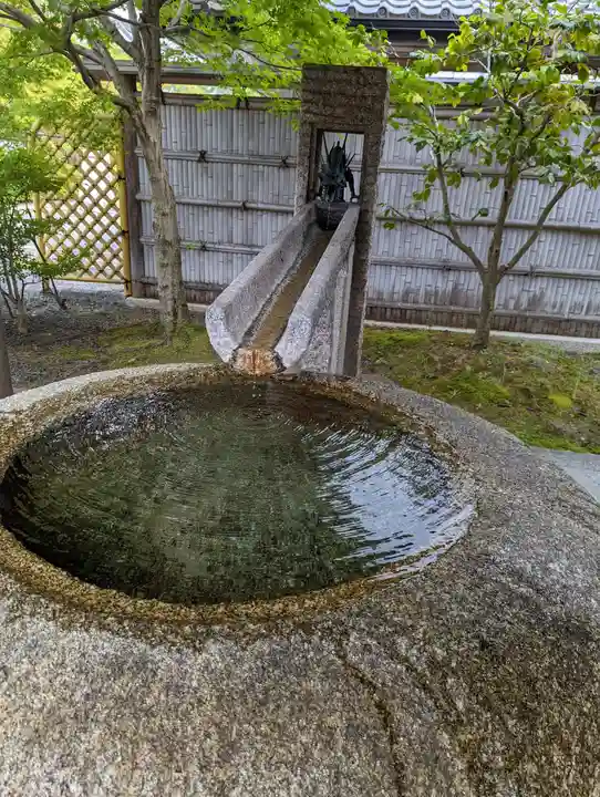 妙満寺の手水舎