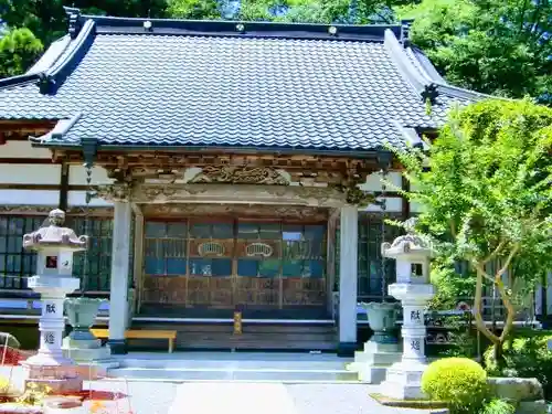 高徳寺の本殿・本堂