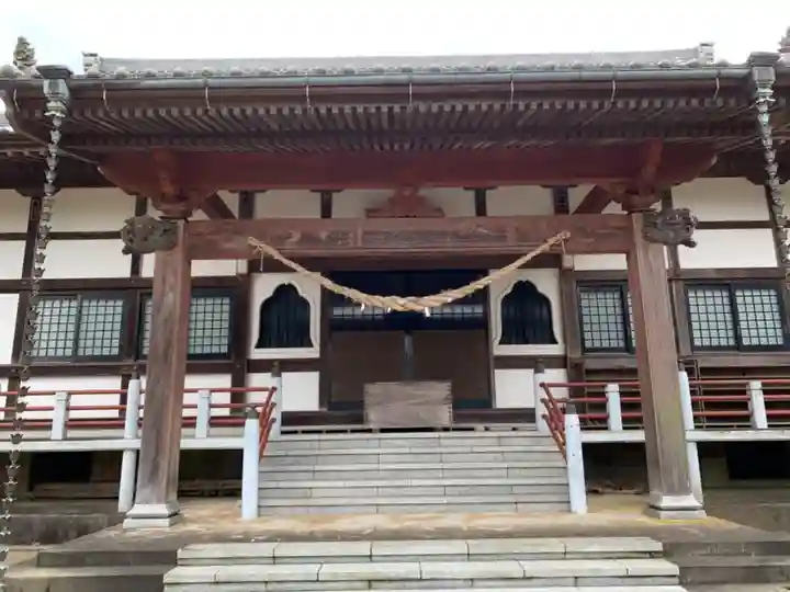 徳藏寺の本殿・本堂