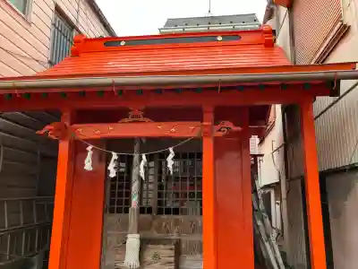 伏見大漁稲荷神社の{uncategorized: "未分類", other: "その他", undefined: "問題あり", building: "その他建物", grave: "お墓", sacred_gate: "鳥居", guardian: "狛犬", statue: "像", buddha: "仏像", history: "歴史", nature: "自然", garden: "庭園", animal: "動物", pagoda: "塔", temizu: "手水舎", mountain_gate: "山門・神門", sanctuary: "本殿・本堂", subordinate: "末社・摂社", art: "芸術", scenery: "景色", jizo: "地蔵", ema: "絵馬", goshuin: "御朱印", omikuji: "おみくじ", items: "授与品その他", amulet: "お守り", goshuincho: "御朱印帳", eats: "食事", festival: "お祭り", votive_dance: "神楽", shichigosan: "七五三参", wedding: "結婚式", experience: "体験その他", initially: "初詣", around: "周辺", anti_infection: "感染症対策"}