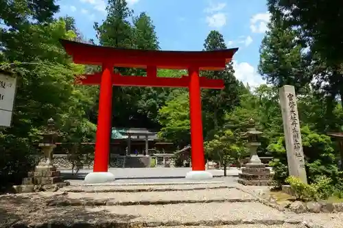 丹生川上神社（下社）の鳥居