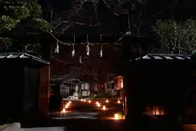 真野寺の山門・神門