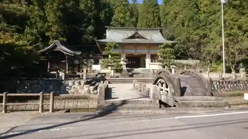 三輪神社のその他建物