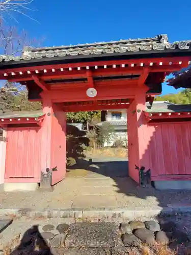 鶏足寺の山門