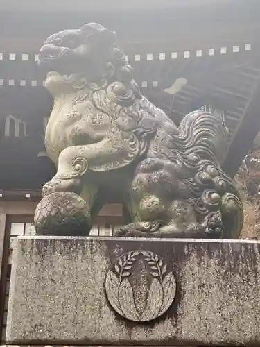 田村神社の狛犬