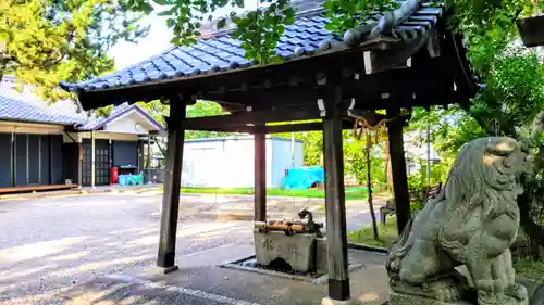 眞好天神社の手水舎