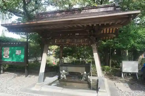 西新井大師総持寺の手水舎
