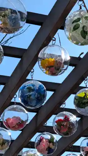 駒込妙義神社の{uncategorized: "未分類", other: "その他", undefined: "問題あり", building: "その他建物", grave: "お墓", sacred_gate: "鳥居", guardian: "狛犬", statue: "像", buddha: "仏像", history: "歴史", nature: "自然", garden: "庭園", animal: "動物", pagoda: "塔", temizu: "手水舎", mountain_gate: "山門・神門", sanctuary: "本殿・本堂", subordinate: "末社・摂社", art: "芸術", scenery: "景色", jizo: "地蔵", ema: "絵馬", goshuin: "御朱印", omikuji: "おみくじ", items: "授与品その他", amulet: "お守り", goshuincho: "御朱印帳", eats: "食事", festival: "お祭り", votive_dance: "神楽", shichigosan: "七五三参", wedding: "結婚式", experience: "体験その他", initially: "初詣", around: "周辺", anti_infection: "感染症対策"}
