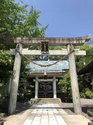 幸福神社の鳥居