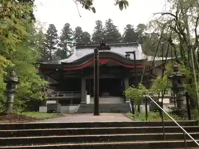 安居寺の本殿・本堂