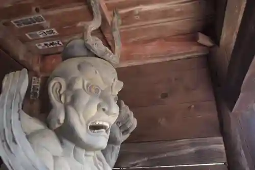 正龍寺の像