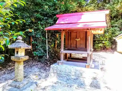 子安神社（木ノ山子安神社）の末社・摂社