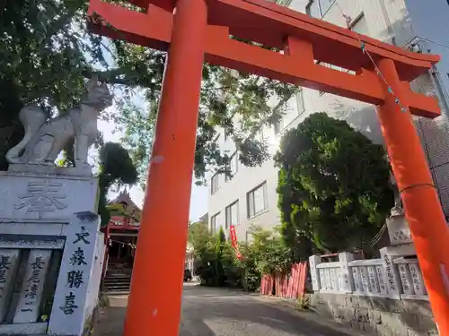 常楽寺六角堂稲荷大明神(愛媛県)