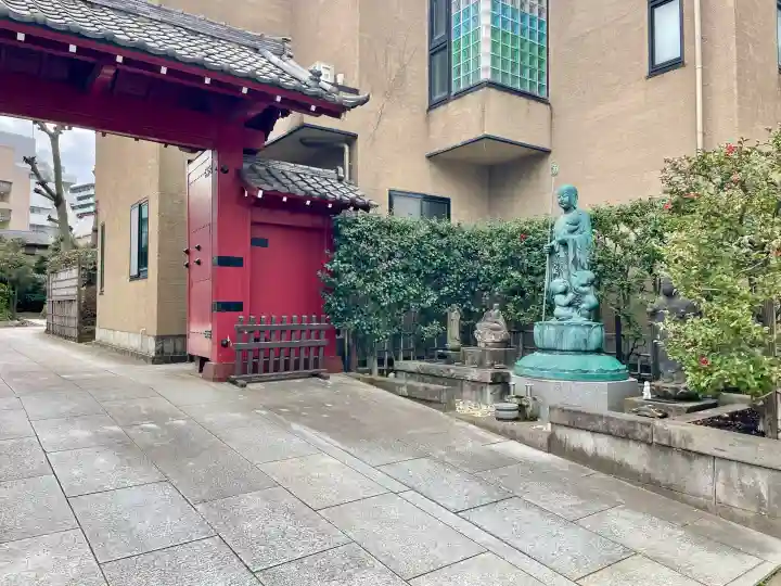 浄心寺の{uncategorized: "未分類", other: "その他", undefined: "問題あり", building: "その他建物", grave: "お墓", sacred_gate: "鳥居", guardian: "狛犬", statue: "像", buddha: "仏像", history: "歴史", nature: "自然", garden: "庭園", animal: "動物", pagoda: "塔", temizu: "手水舎", mountain_gate: "山門・神門", sanctuary: "本殿・本堂", subordinate: "末社・摂社", art: "芸術", scenery: "景色", jizo: "地蔵", ema: "絵馬", goshuin: "御朱印", omikuji: "おみくじ", items: "授与品その他", amulet: "お守り", goshuincho: "御朱印帳", eats: "食事", festival: "お祭り", votive_dance: "神楽", shichigosan: "七五三参", wedding: "結婚式", experience: "体験その他", initially: "初詣", around: "周辺", anti_infection: "感染症対策"}