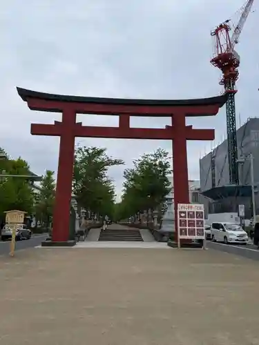 鶴岡八幡宮の鳥居