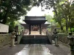 府八幡宮の山門