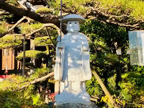 辯天寺の像