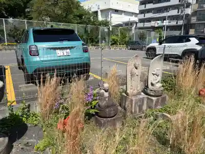 善福院の{uncategorized: "未分類", other: "その他", undefined: "問題あり", building: "その他建物", grave: "お墓", sacred_gate: "鳥居", guardian: "狛犬", statue: "像", buddha: "仏像", history: "歴史", nature: "自然", garden: "庭園", animal: "動物", pagoda: "塔", temizu: "手水舎", mountain_gate: "山門・神門", sanctuary: "本殿・本堂", subordinate: "末社・摂社", art: "芸術", scenery: "景色", jizo: "地蔵", ema: "絵馬", goshuin: "御朱印", omikuji: "おみくじ", items: "授与品その他", amulet: "お守り", goshuincho: "御朱印帳", eats: "食事", festival: "お祭り", votive_dance: "神楽", shichigosan: "七五三参", wedding: "結婚式", experience: "体験その他", initially: "初詣", around: "周辺", anti_infection: "感染症対策"}