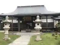 法岩院の本殿・本堂