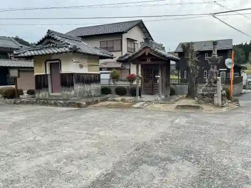 安楽寺の{uncategorized: "未分類", other: "その他", undefined: "問題あり", building: "その他建物", grave: "お墓", sacred_gate: "鳥居", guardian: "狛犬", statue: "像", buddha: "仏像", history: "歴史", nature: "自然", garden: "庭園", animal: "動物", pagoda: "塔", temizu: "手水舎", mountain_gate: "山門・神門", sanctuary: "本殿・本堂", subordinate: "末社・摂社", art: "芸術", scenery: "景色", jizo: "地蔵", ema: "絵馬", goshuin: "御朱印", omikuji: "おみくじ", items: "授与品その他", amulet: "お守り", goshuincho: "御朱印帳", eats: "食事", festival: "お祭り", votive_dance: "神楽", shichigosan: "七五三参", wedding: "結婚式", experience: "体験その他", initially: "初詣", around: "周辺", anti_infection: "感染症対策"}