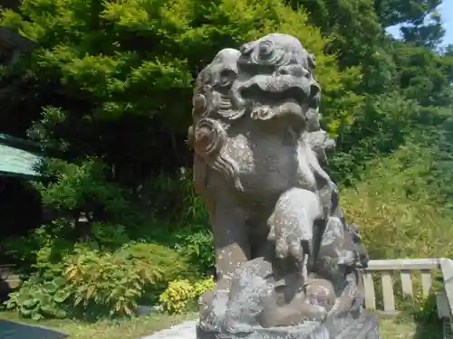 叶神社（東叶神社）の狛犬