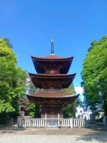 日吉神社の{uncategorized: "未分類", other: "その他", undefined: "問題あり", building: "その他建物", grave: "お墓", sacred_gate: "鳥居", guardian: "狛犬", statue: "像", buddha: "仏像", history: "歴史", nature: "自然", garden: "庭園", animal: "動物", pagoda: "塔", temizu: "手水舎", mountain_gate: "山門・神門", sanctuary: "本殿・本堂", subordinate: "末社・摂社", art: "芸術", scenery: "景色", jizo: "地蔵", ema: "絵馬", goshuin: "御朱印", omikuji: "おみくじ", items: "授与品その他", amulet: "お守り", goshuincho: "御朱印帳", eats: "食事", festival: "お祭り", votive_dance: "神楽", shichigosan: "七五三参", wedding: "結婚式", experience: "体験その他", initially: "初詣", around: "周辺", anti_infection: "感染症対策"}