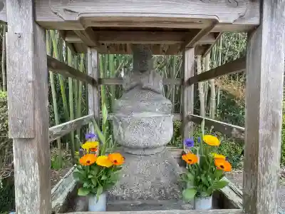 森尻準提堂の{uncategorized: "未分類", other: "その他", undefined: "問題あり", building: "その他建物", grave: "お墓", sacred_gate: "鳥居", guardian: "狛犬", statue: "像", buddha: "仏像", history: "歴史", nature: "自然", garden: "庭園", animal: "動物", pagoda: "塔", temizu: "手水舎", mountain_gate: "山門・神門", sanctuary: "本殿・本堂", subordinate: "末社・摂社", art: "芸術", scenery: "景色", jizo: "地蔵", ema: "絵馬", goshuin: "御朱印", omikuji: "おみくじ", items: "授与品その他", amulet: "お守り", goshuincho: "御朱印帳", eats: "食事", festival: "お祭り", votive_dance: "神楽", shichigosan: "七五三参", wedding: "結婚式", experience: "体験その他", initially: "初詣", around: "周辺", anti_infection: "感染症対策"}