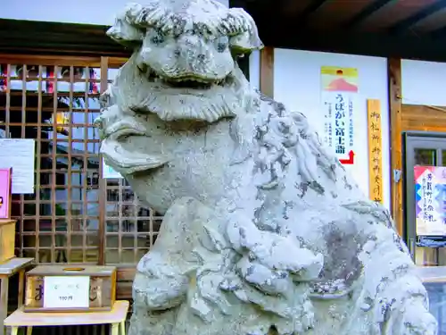 祖母井神社の狛犬